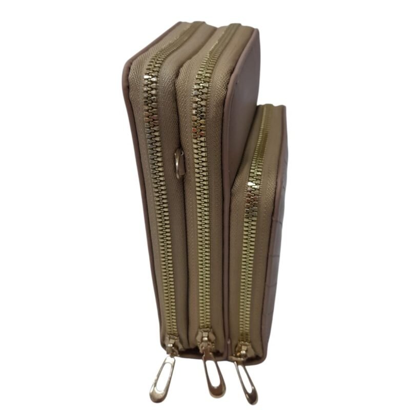 Billetera y cartera incluido